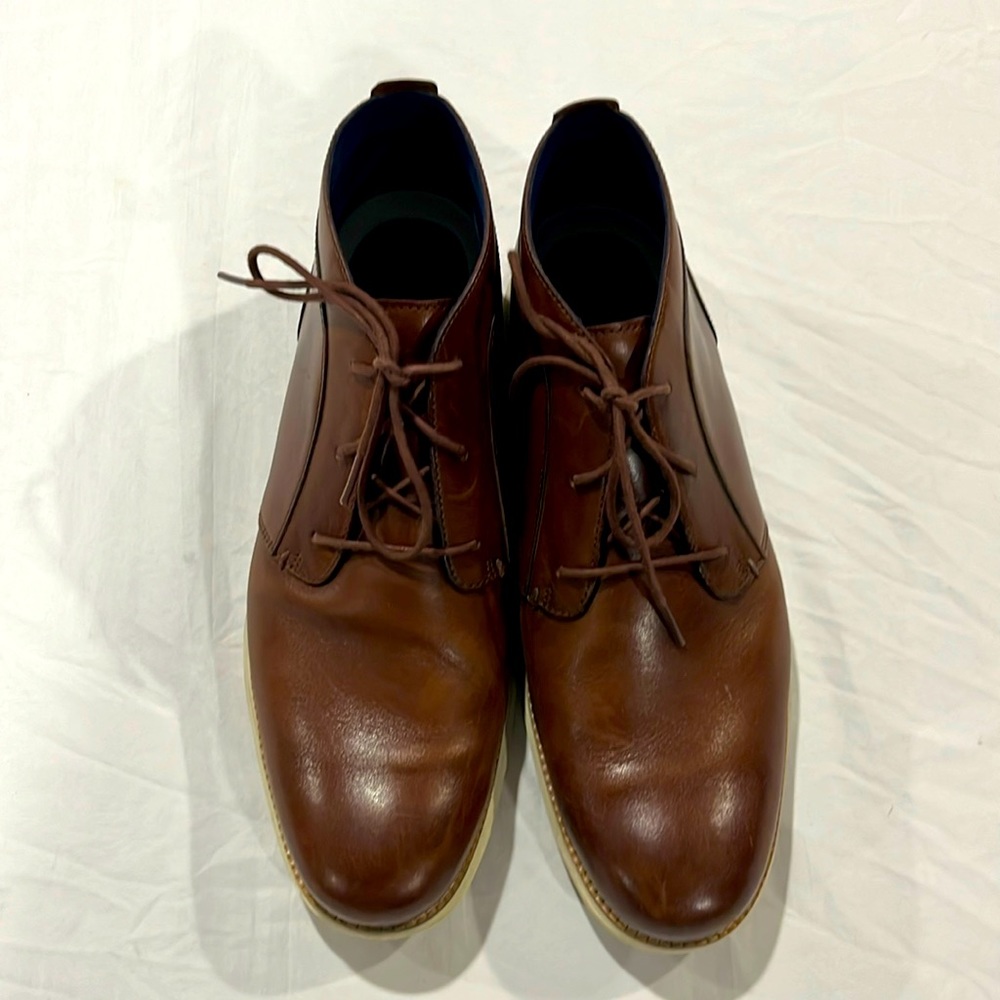 Cole Hahn Chukka size 11